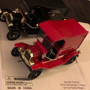 1913 Ford Model T Police and Fire Paddy Wagon